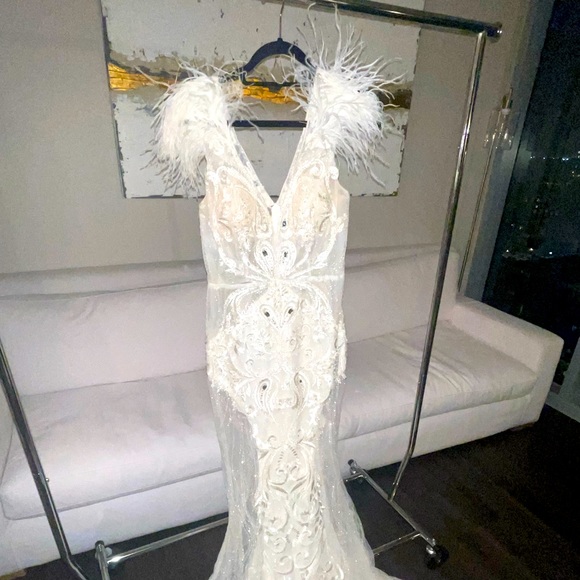 Stunning White and Silver Long Gown - Portia & Scarlett - size 6 - worn once. - Picture 3 of 8